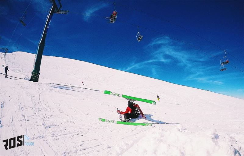 Today is the first  wipeoutwednesday to be featured on @rosthehouse .... (Mzaar Kfardebian Ski Resort)