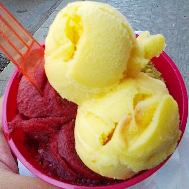 Today's icecream combination:Blackberry, mango and kashta topped by...