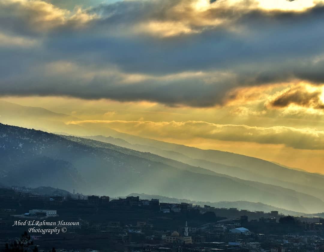 Tomorrow will be better...  Winter  Fnaydek  Qammouaa  القموعة  Akkar  عكار (Al Fnaydiq, Liban-Nord, Lebanon)