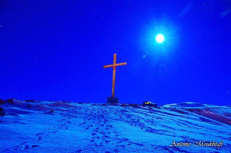 Under the moonlight 🌝 ✨  nightlife  moon  cross  snow  stars ... (Ehden, Lebanon)