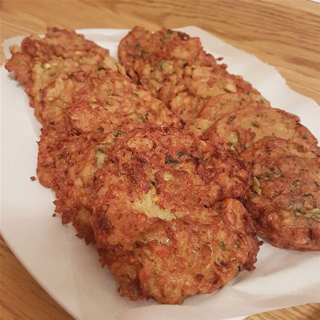 Vegetable Fritters (Ejjeh)Ingredients🌸4 small zucchinis2 medium... (Greater Montreal)