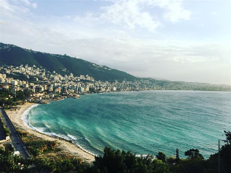 View from Casino du Liban overlooking the bay of  Jounieh 🌊 ⠀⠀⠀⠀⠀⠀⠀⠀⠀⠀⠀⠀⠀⠀ (Kasrouane)