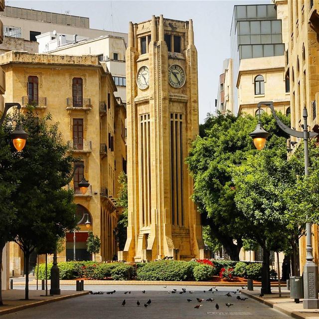 🇱🇧🇧🇷 Você sabia que a famosa torre do relógio foi dada de presente à... (Downtown Beirut)