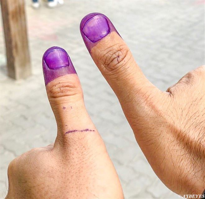 Voted 10452km2.   vote  10452_lebanon  lebanonelections2018  dubai ... (Dubai, United Arab Emirates)