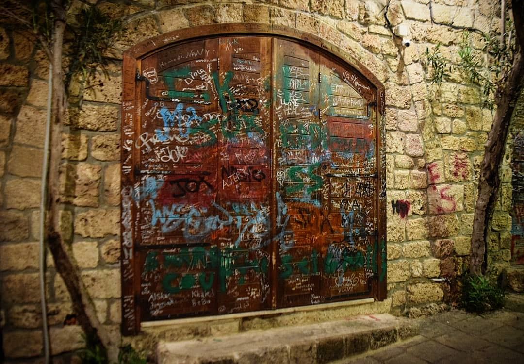  wall  graffiti  graffitiart  byblos  door  night  photography ... (Byblos - Jbeil)