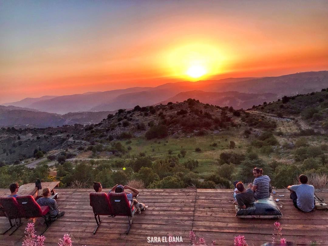 Welcome to my sunset theater! ☀️ Tag who you want to watch the sunset with! (Lebanon)