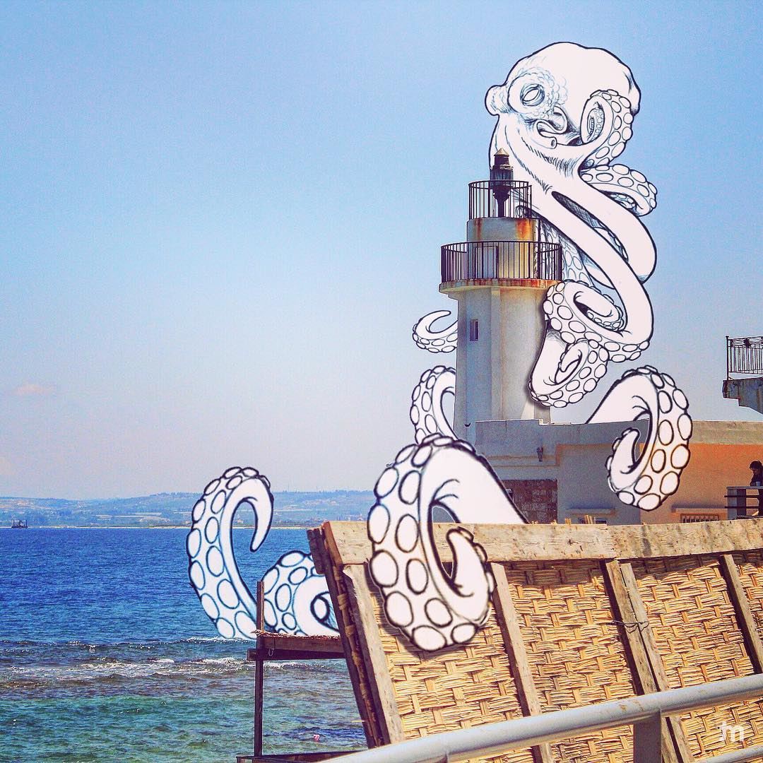 -Went to Tyre, saw an Octopus -... tyre  livelovetyre  livelovearts ... (Tyre, Lebanon)