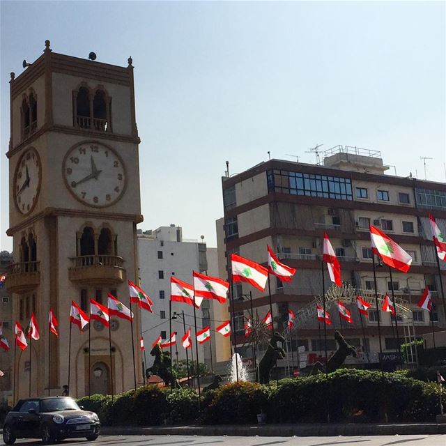  whatsuplebanon  flags  clocktower  lebanon  instalebanon  livelovelebanon... (Jal El Deeb)