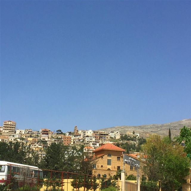  whatsuplebanon  wanderlust  ptk_lebanon  spring  clearsky  ig_lebanon ... (Qabb Ilyas, Béqaa, Lebanon)