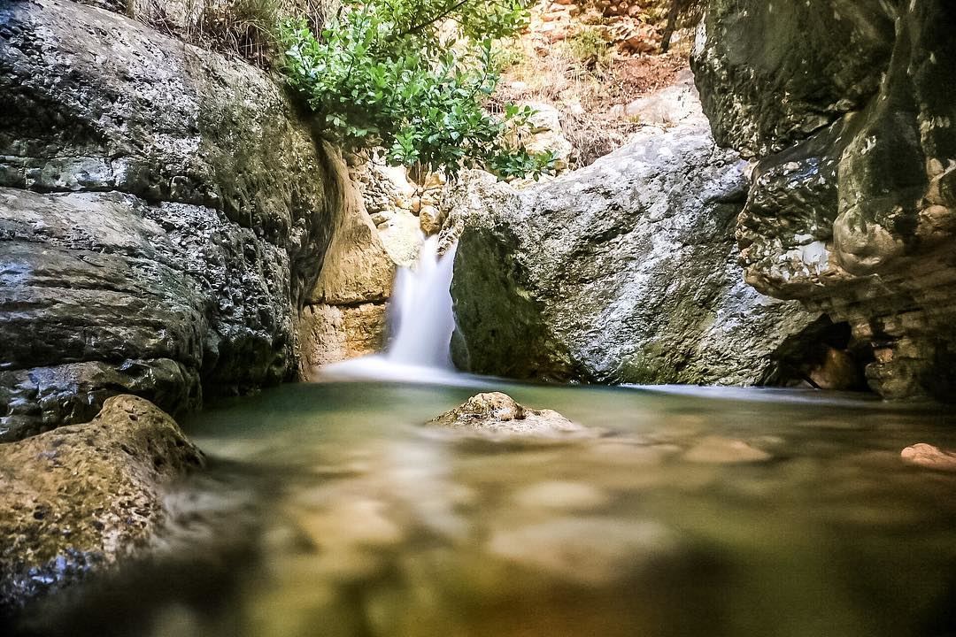 When adventure runs in your blood ✌🏻 adventure  hiking  hikingadventures ... (Beït Hebbâq, Mont-Liban, Lebanon)