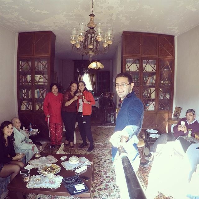 When in  leb and its the  holiday  christmas  family  familia ...