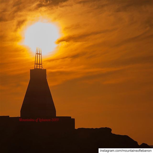When the sun hits the lighthouse and burns! sunset  leb_sunset ...