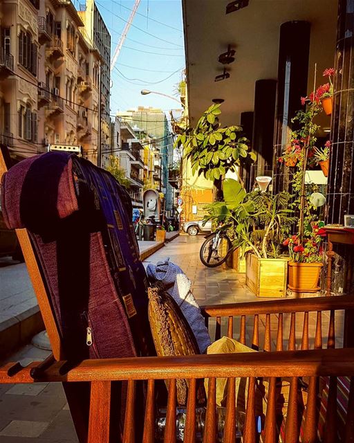 Whom you left your Chair For,,Dear Storyteller....🏃‍♀️🍃🍃🍃 thechair... (Beirut, Lebanon)