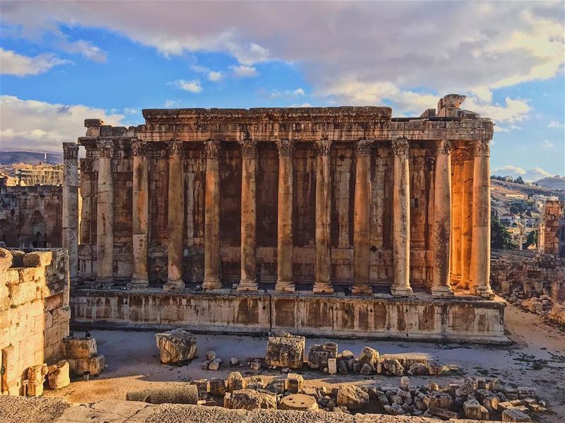 Wine Temple 🍇 baalbeck  lebanon 🇱🇧 traveling 🏕 wein_maher 🤷🏻‍♂️.... (Temple of Bacchus)