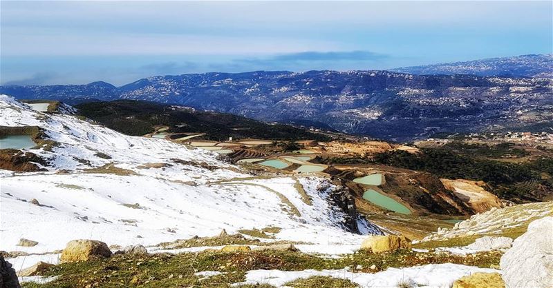  winter 🏂?? Or it's  summerseason ☀️ sundayhike  snow  snowcapture ... (Falougha, Mont-Liban, Lebanon)
