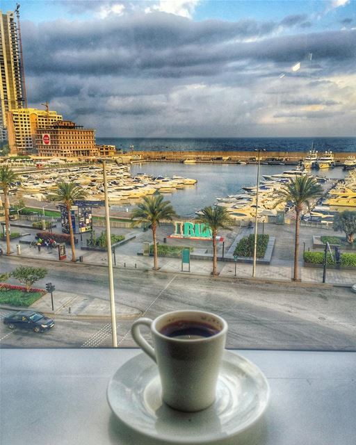 Wishing you a wonderful day 💙________________________________________... (Four Seasons Hotel Beirut)