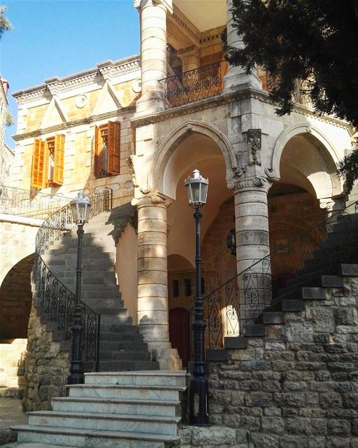  wounderful  mukhtara  moukhtara  palace  lebanon  lebanese  architecture ... (El-Mukhtarah, Mont-Liban, Lebanon)
