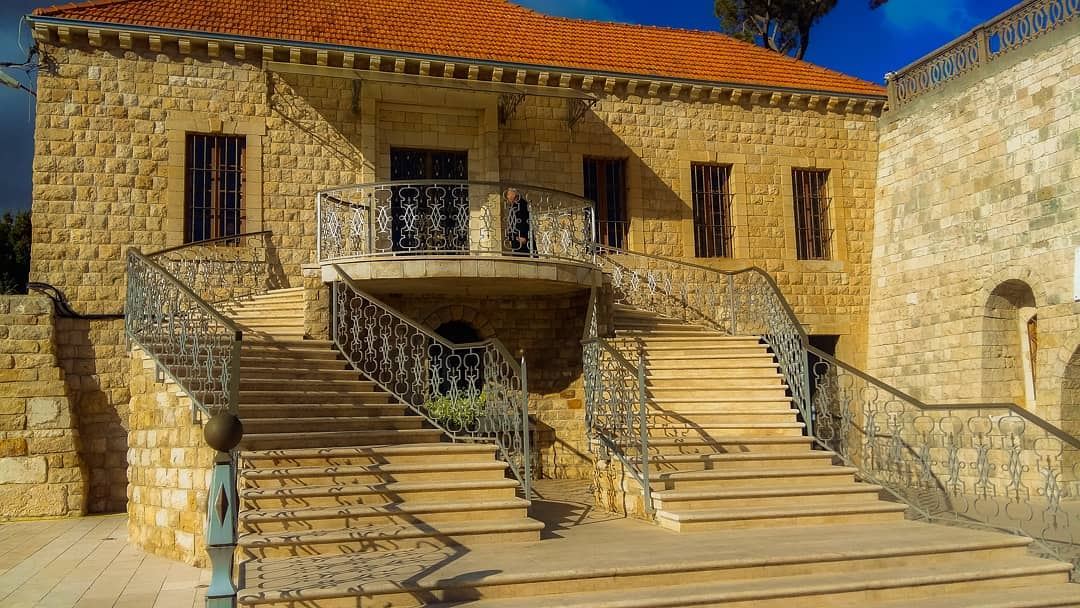 • Yellow memories Lebanesehouses Heritage... (Zahlé, Lebanon)