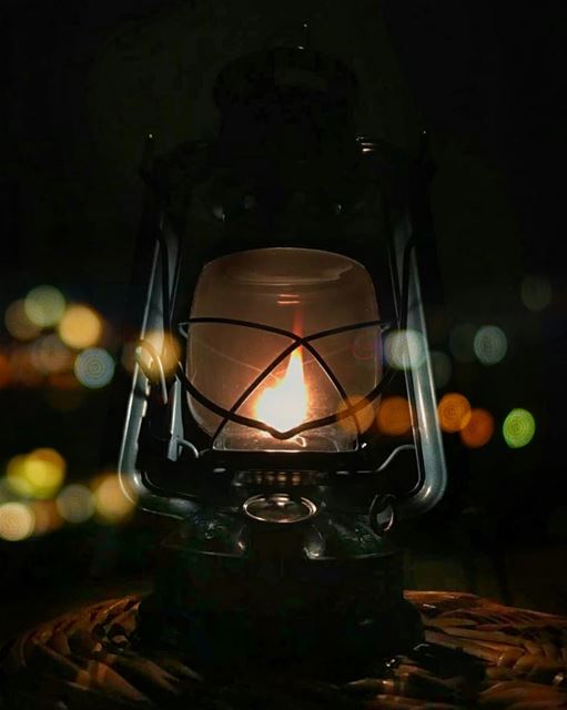 ϲяєατινιτγ  ιѕ  ιиτєℓℓιgєиϲє  нανιиg  Ꮠυи•••• lamp oil_lamp light... (Mayfuq, Mont-Liban, Lebanon)