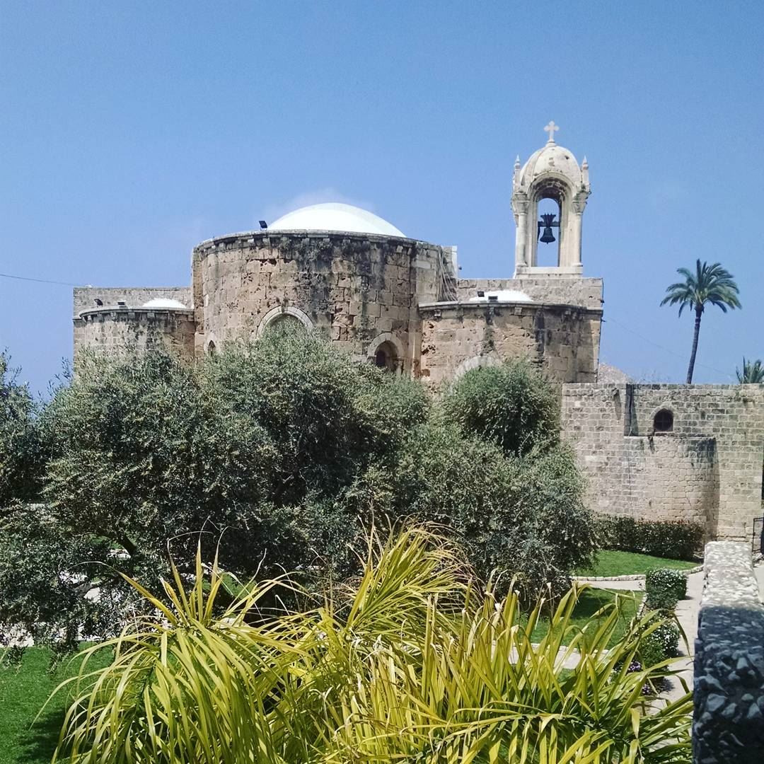Старинная церковь в Ливане (Библос).Фото сделано во время экскурсии с с анс (Byblos - Jbeil)