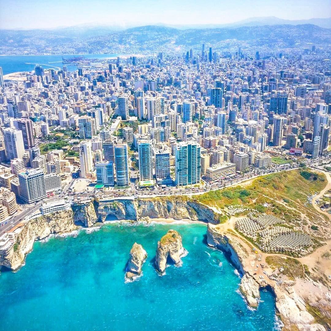 بيروت 💙 Picture by @maarhates  home..  travelling  lifestyle  foodie ... (Beirut, Lebanon)
