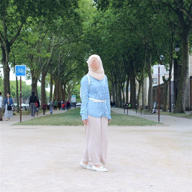تقبل الله طاعتكم و كل عام وأنتم بخير 💛Outfit details:Hijab: @modestsenor (Versailles, France)