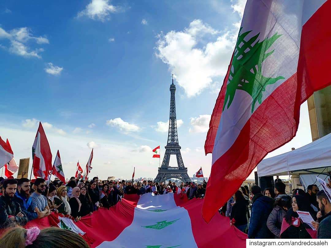  ثورة lebanon  Beirut  paris  revolution love  peoplepower  peace ...