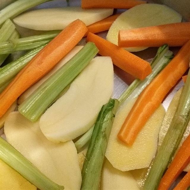 سلق بزيت selekbzeit  selek  food  instafood  vegetables  fresh  yummy ...