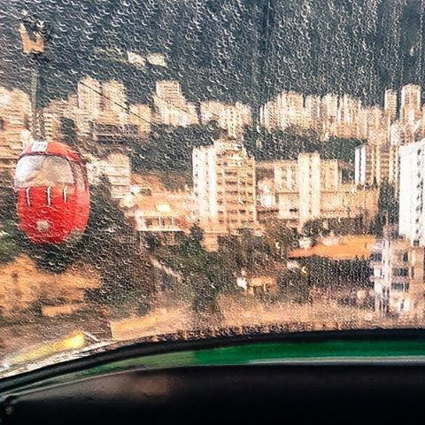 في ماضي منيح بس مضى صفا بالريح.. بالفضا ❤🎈... lebanon  rain  ... (Telefrique Jounieh)