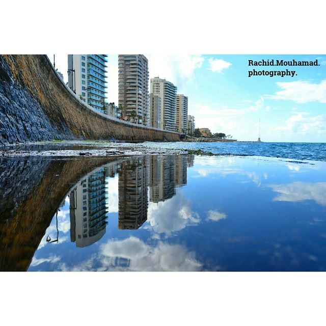 للجمال وجهان من بيروت 😊 beirut  Lebanon  reflection 🌟🌟🌟🌟🌟 Rachid 🌟� (Beirut Lebanon)