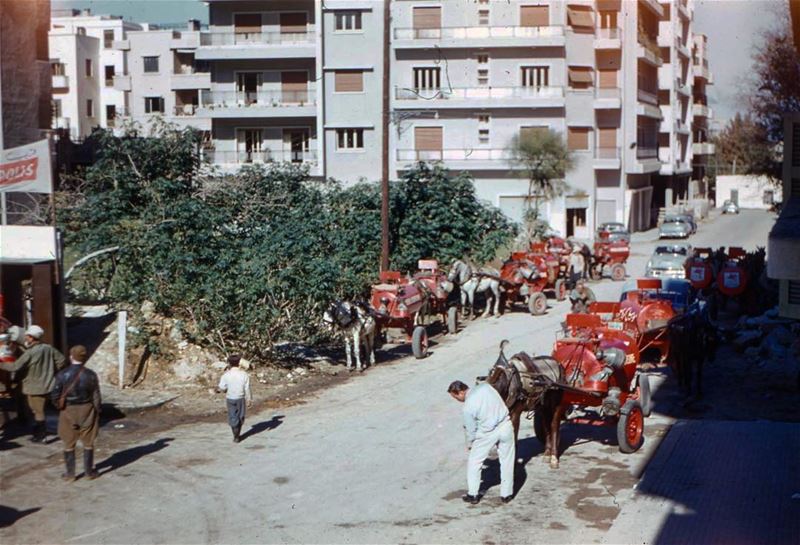 محطة تعبئة الكاز ، بيروت الدورة خلف محطة موبيل ١٩٥٩ .
