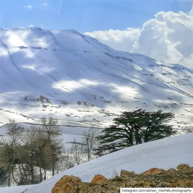 هون السما قريبة ❤️😍 nature  photography  naturephotography  travel  love ... (Bcharré, Liban-Nord, Lebanon)