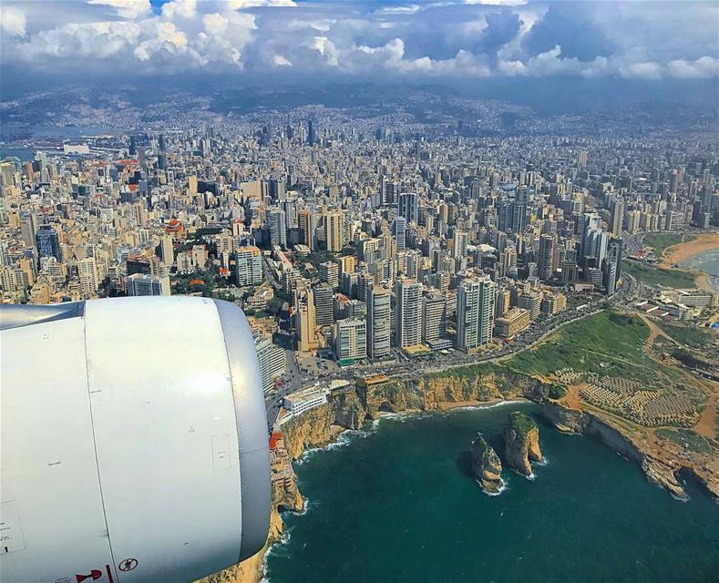 يا رايحين لبنان ❤By @moussaad  AboveBeirut  Beirut  Liban  Libano ... (Beirut, Lebanon)