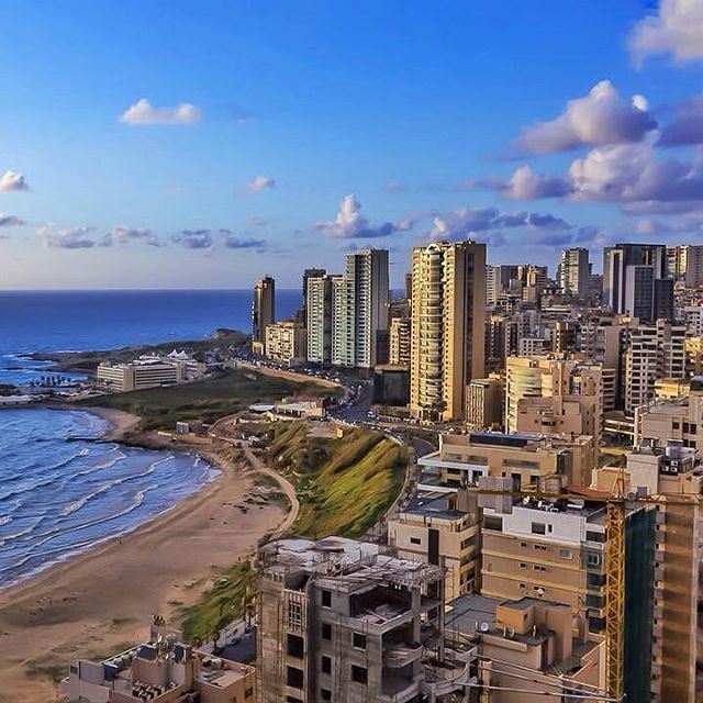 "يا سِت الدُنيا يا بيروت… (Ramlet Al Bayda Public Beach)