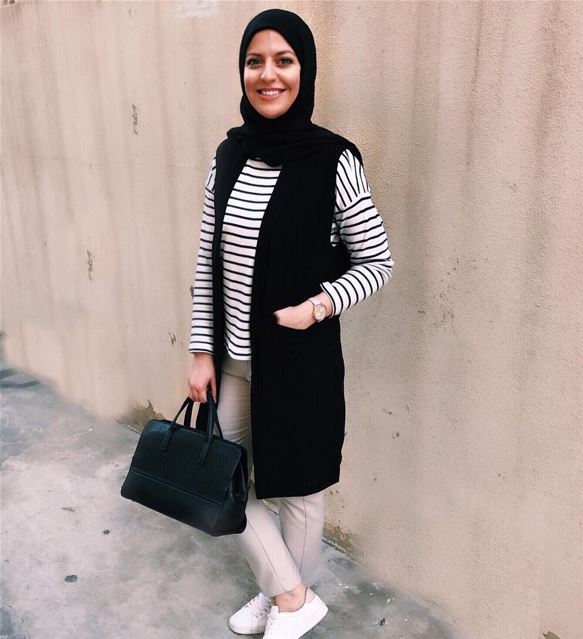 ⚫️🔘 .... stripes nuetrals  hijab fashion fashionblog fashionable... (Beirut, Lebanon)