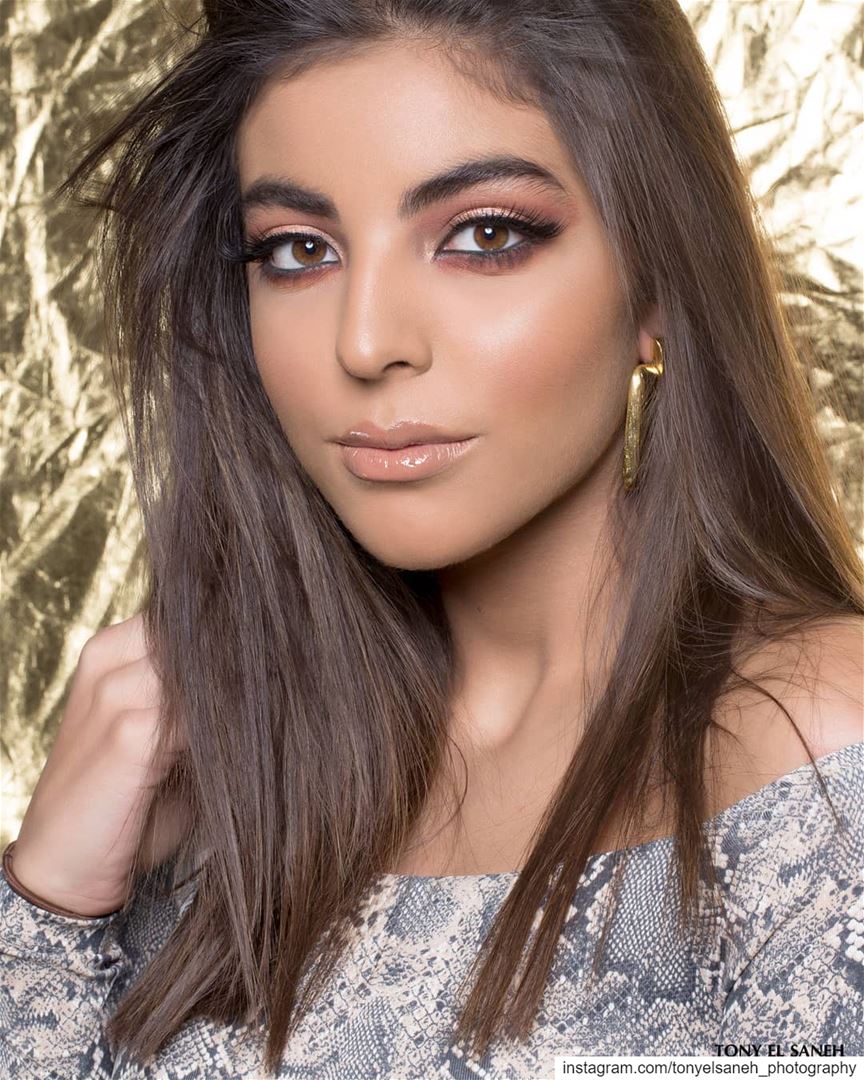 2018  lebanon🇱🇧  studio  makeup  makeupartist  happy  mood  beautiful ... (Studio Tony El Saneh)