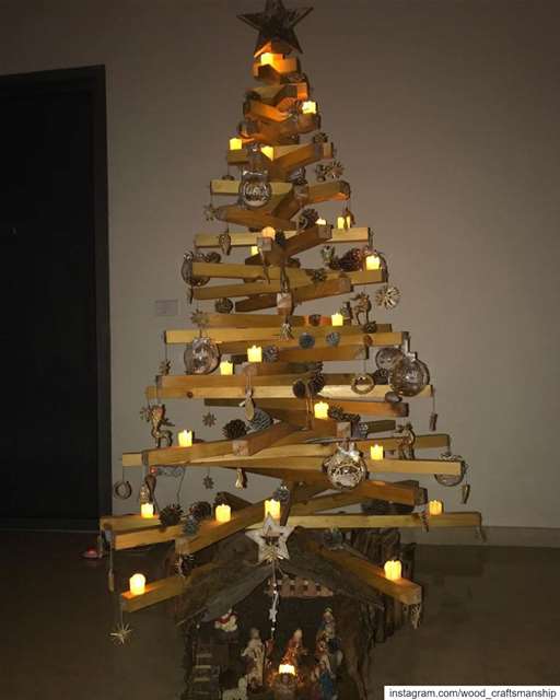 220x120 cm wood Christmas tree. Call us to know more about the pricing and...