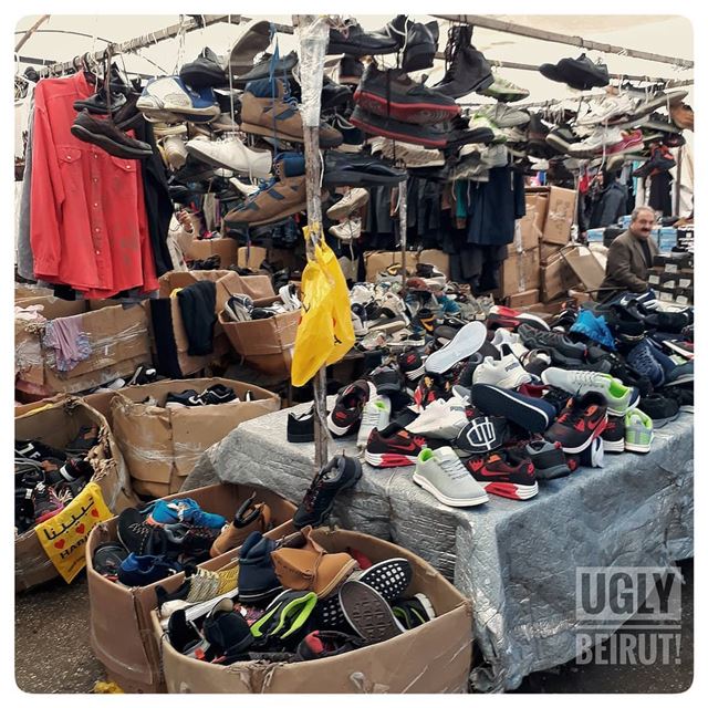 🇱🇧 2سوق الأحد... uglybeirut  beirut  lebanon  streetmarket ... (Sinn Al Fil, Mont-Liban, Lebanon)