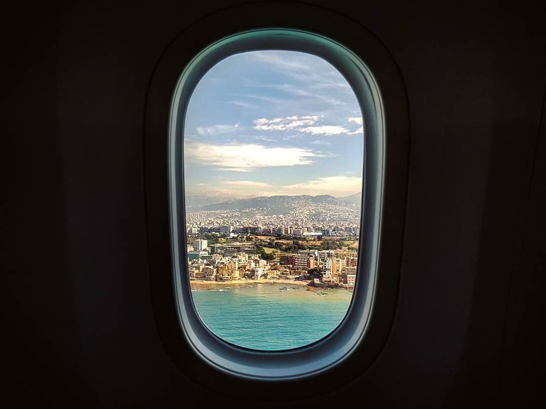 300  windowseat  landing  avgeek  instagramaviation  boeing  787 ... (Beirut, Lebanon)