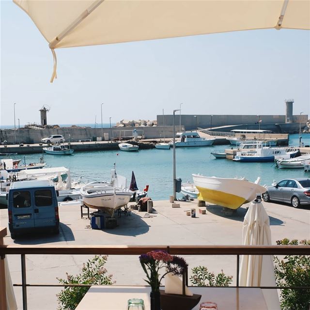 3al mina... minabatroun  livelovebatroun batroun  bistreau ... (Bistr'eau)