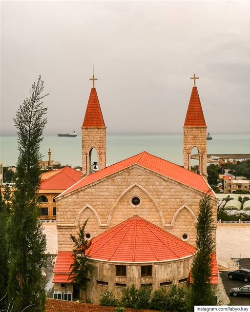 _________ Jieh ________Lebanon ...  Sunday lebanon church cloudy croix... (Jieh الجية)