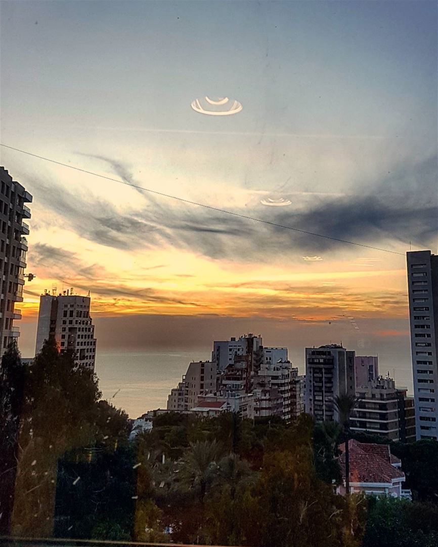 A Frowny Sunset of Monday...🔥☀🔥 windowview  sunsetoftheday ......... (Lebanese American University - LAU)