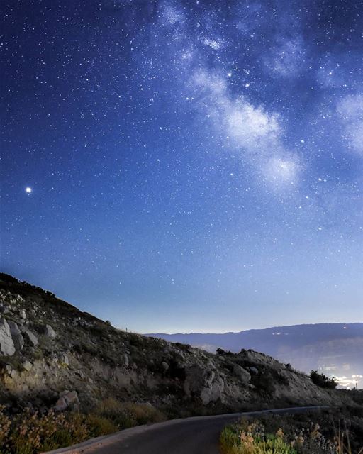 A Galaxy far far away.. 🌌⛰️. lebanon  milkyway  stars  midnight  sky ... (Akoura, Mont-Liban, Lebanon)