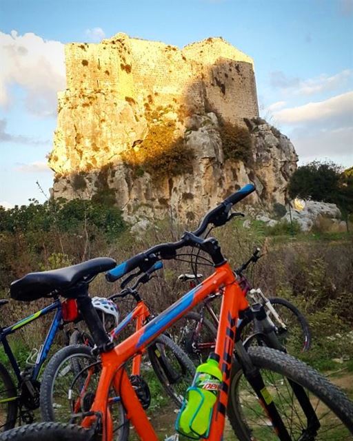 A  GoodMorning  activity  BSHIL @routeslb @livelove.bikes @trekbikes•💛 ... (Mseilha Fort)