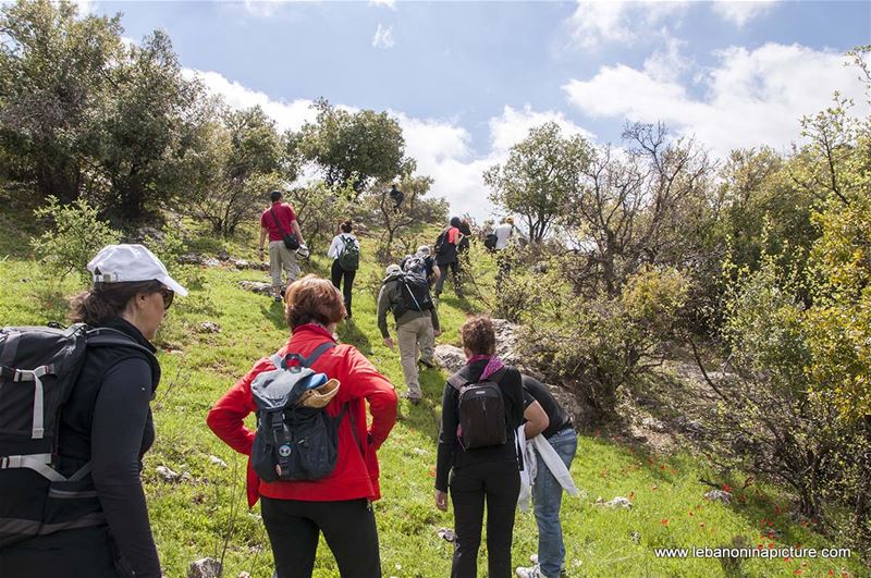 A Hike in kfarmishki Bekaa with Promax (kfarmishki, Bekaa)