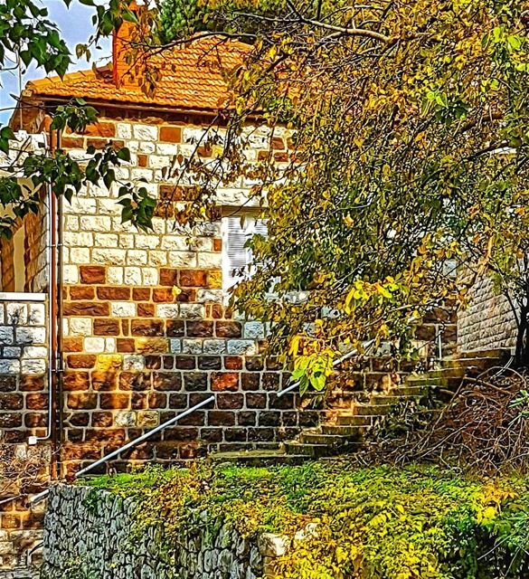 A house of true autumn colors  house  autumn  lebanonhouses  marchaaya ... (Mar Chaaya Broumana)