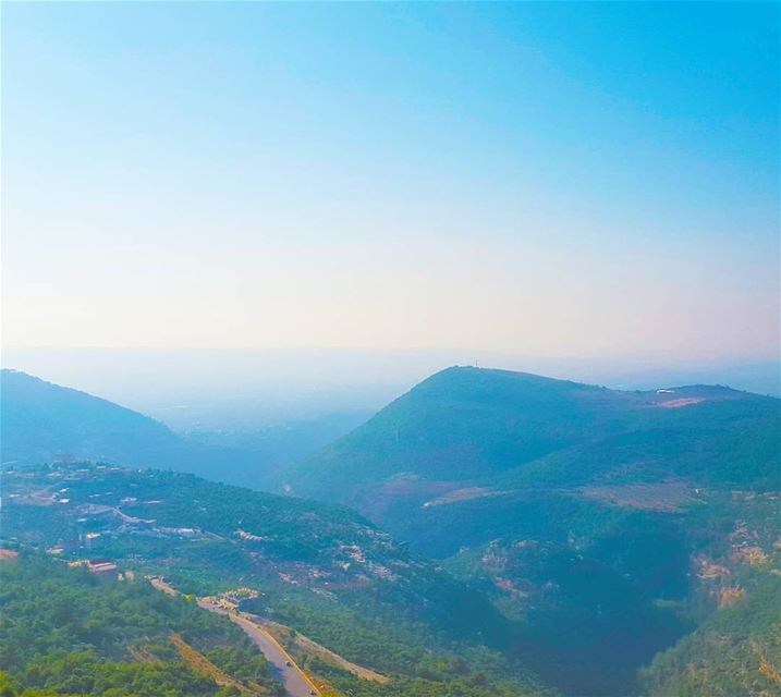 À l'infini et au-delà / To  infinity and  beyond ... (Kadisha Valley)