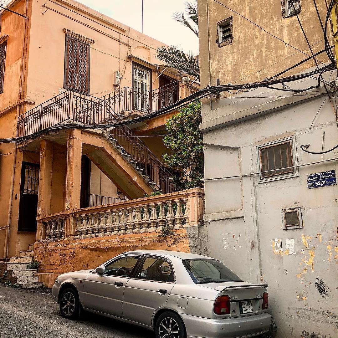 A Lebanese classic! Interesting architecture and a random car ;-) ... (Beirut, Lebanon)
