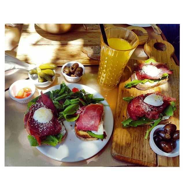 A little of bresaola, a little of parma, a little of fresh mozzarella!All... (Cyrano)