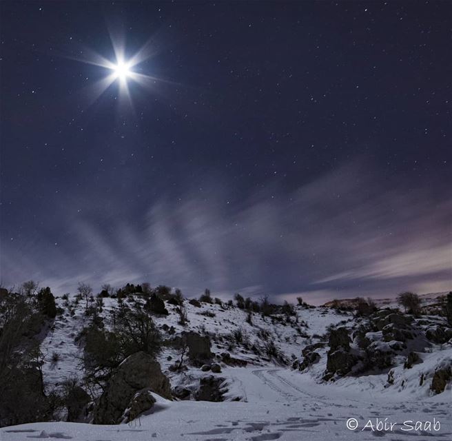 A magical night under a sparkling moon.. ❄❄❄ Lebanon  tannourine  snowy❄️... (Tannurin Al Fawqa, Liban-Nord, Lebanon)